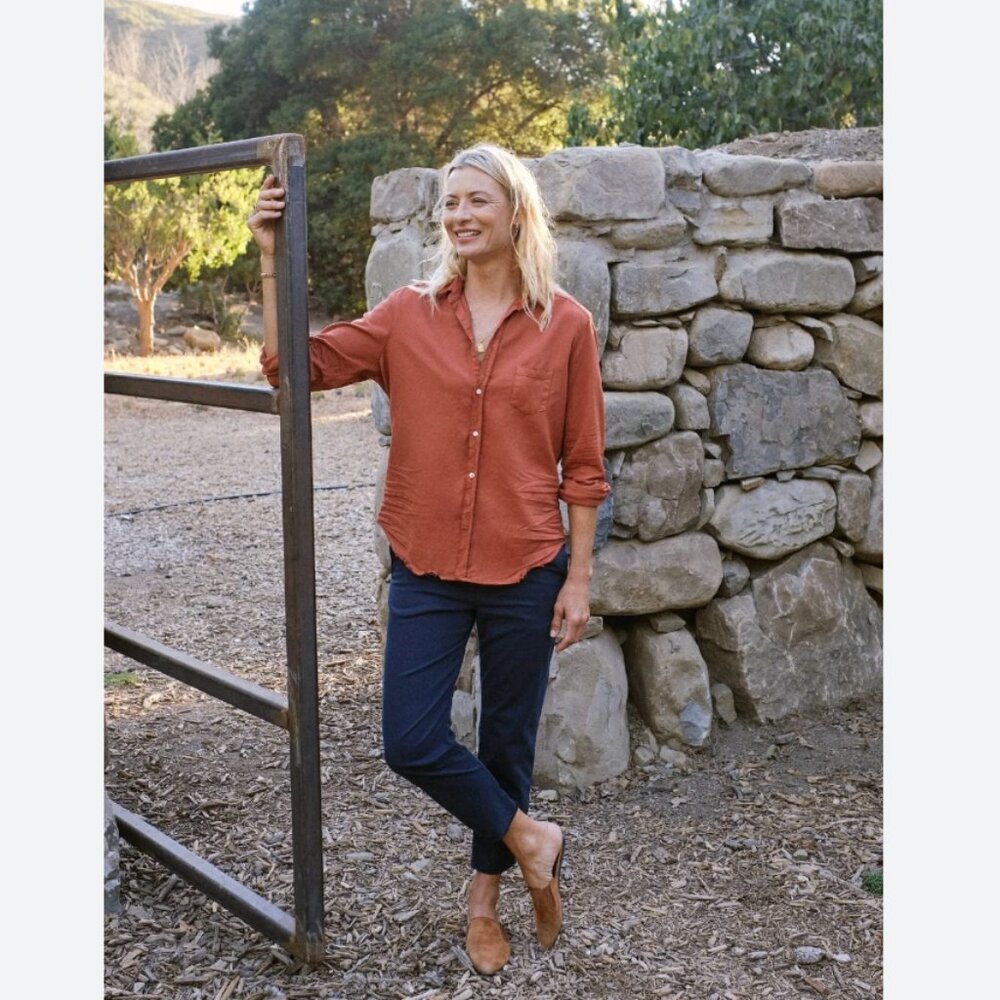 Frank & Eileen Eileen Button-Up Shirt Famous Denim Size: S Rust - Picture 12 of 16